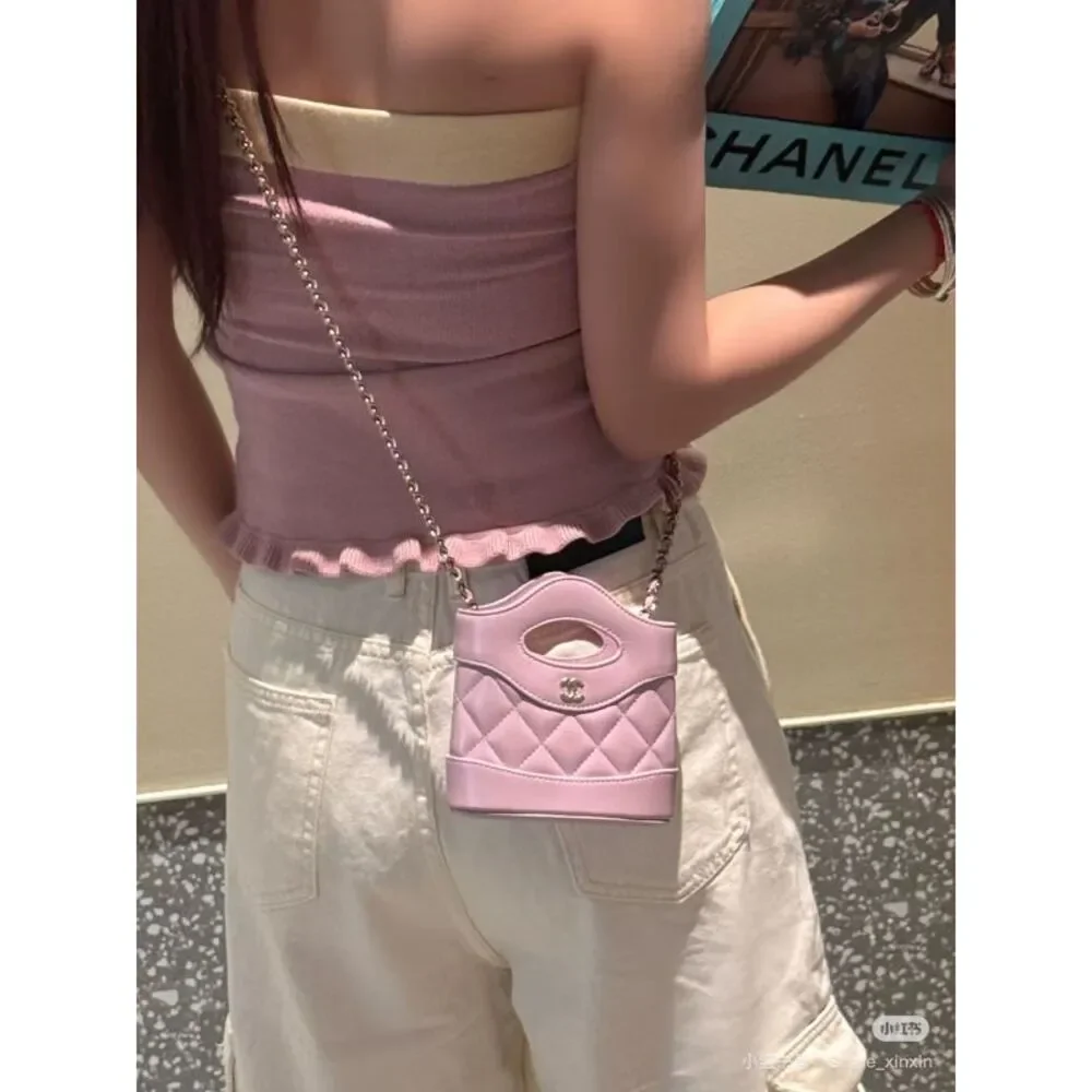 CHANEL brand color